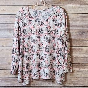 Pretty Floral Top!